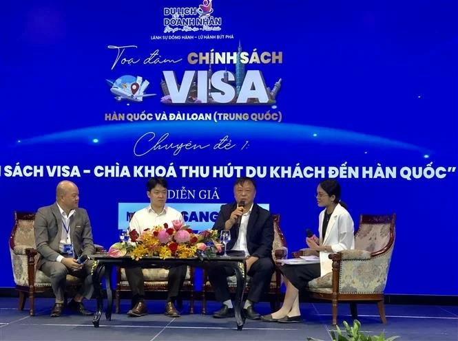 Vietnam sees visa facilitation as key factor towards boosting tourism cooperation
