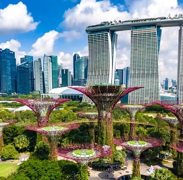 Singapore tourism receipts hit record high in 2025